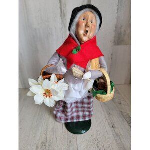 Byers Choice old lady caroler flowers basket shopping vintage Xmas decor